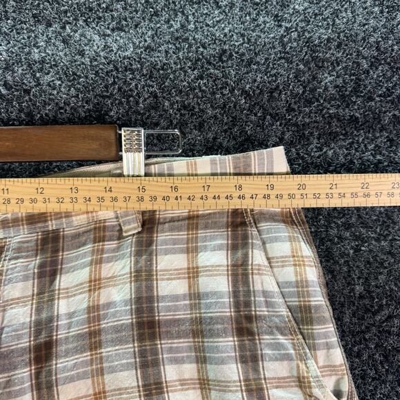 Tommy Bahama Shorts Mens Size 38 Brown Plaid Linen Silk Casual Chino - Picture 5 of 8